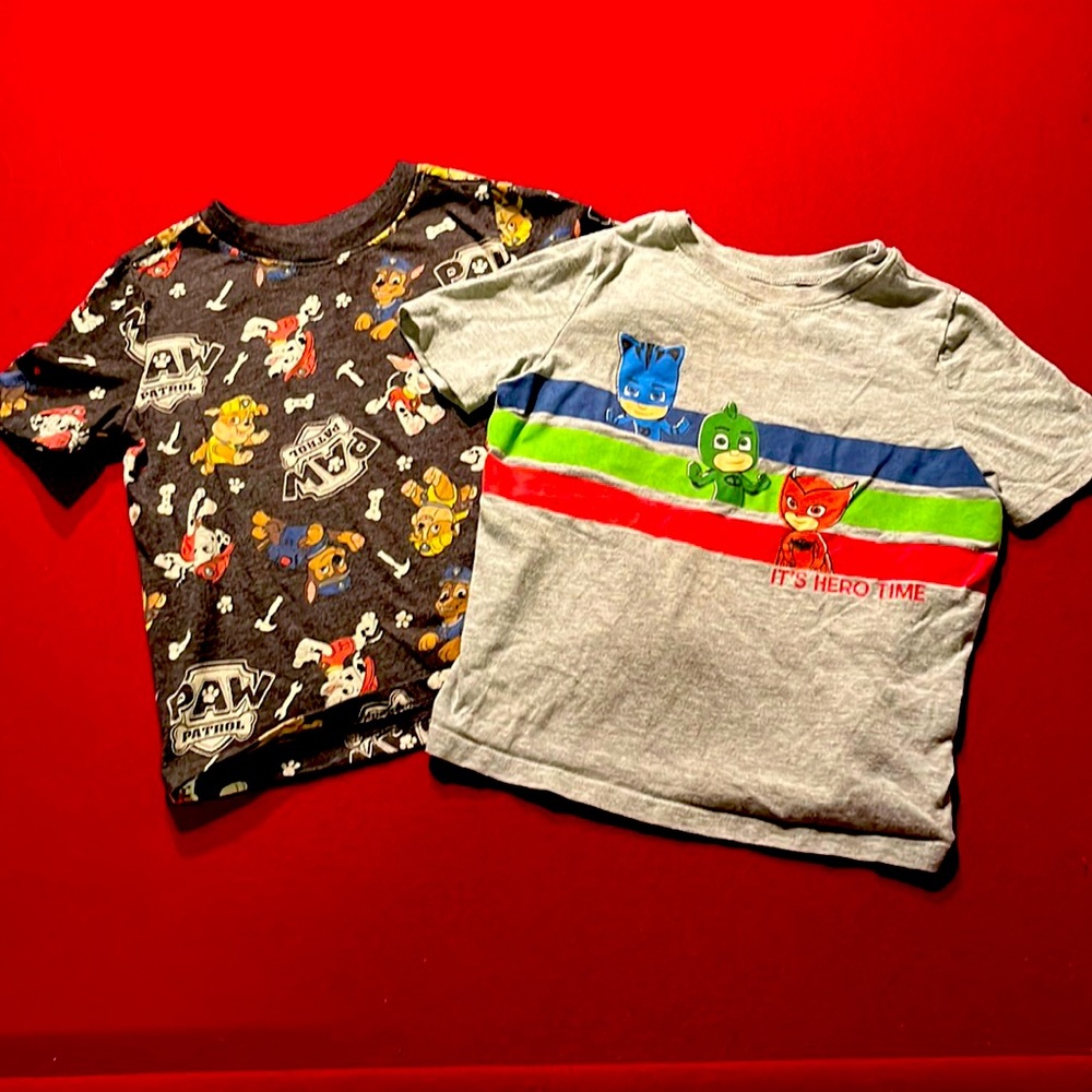 2 short sleeve shirts